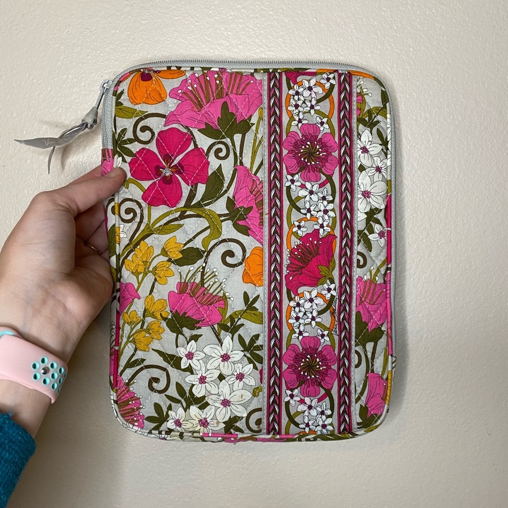 Vera Bradley Vintageish Tablet sleeve